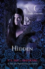 Book cover of HOUSE OF NIGHT 10 HIDDEN