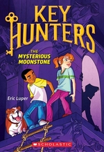 Book cover of KEY HUNTERS 01 MYSTERIOUS MOONSTONE