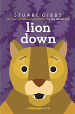 Book cover of FUNJUNGLE 05 LION DOWN