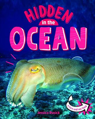 Book cover of ANIMALS HIDDEN IN THE OCEAN