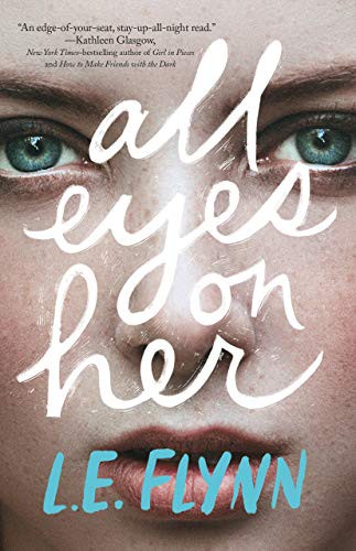 Book cover of ALL EYES ON HER