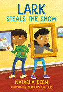 Book cover of LARK STEALS THE SHOW