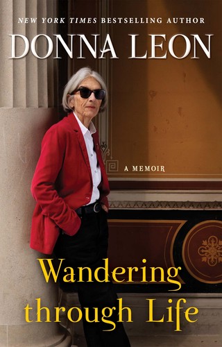 Book cover of WANDERING THROUGH LIFE