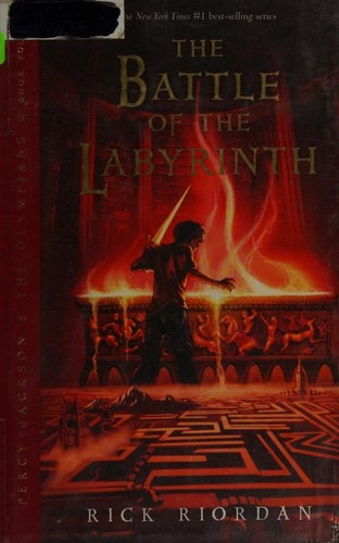 Book cover of PERCY JACKSON 04 BATTLE OF THE LABYRINTH